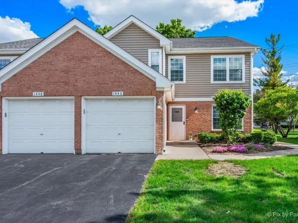 1446 Georgetown Dr, Batavia, IL 60510