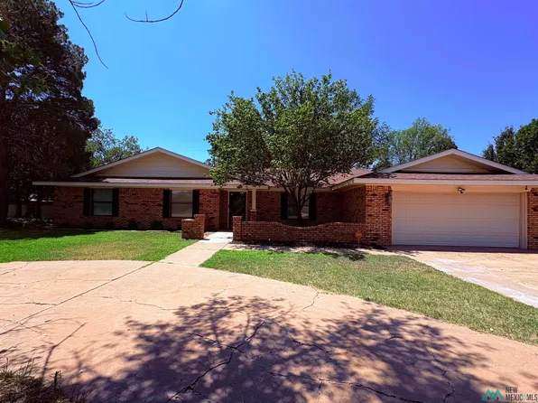 504 E 17th Ln, Portales, NM 88130