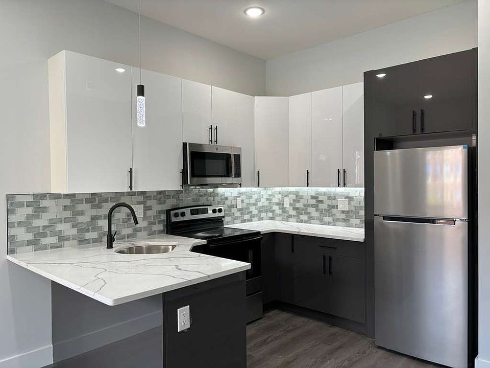 1st image of 1940 N 22nd St #3