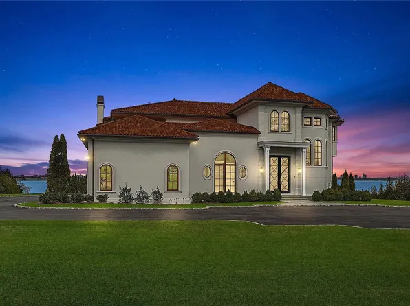 26 Cricket Lane, Great Neck, NY 11024