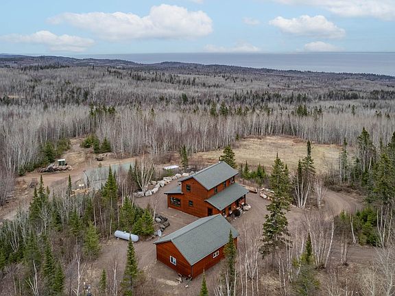 3rd image of 6840 Mountain Home Trl