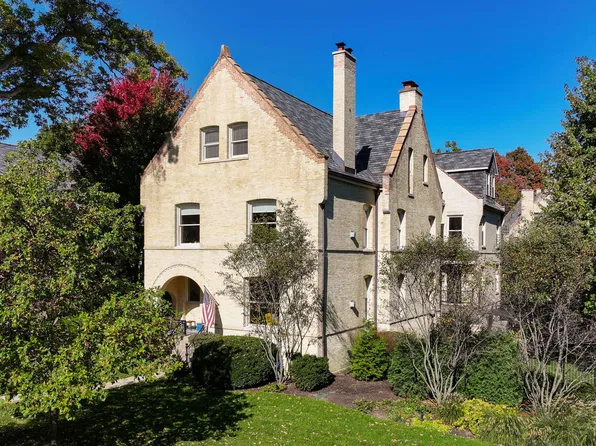 41 Scott Loop, Highland Park, IL 60035