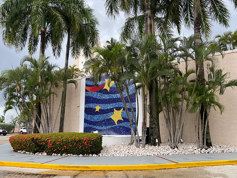Main Condo entrance