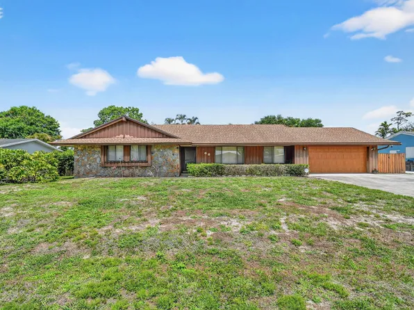 68 W Arch Drive, Lake Worth, FL 33467