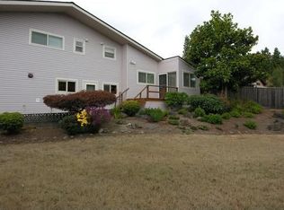 1811 NW 204th St, Seattle, WA 98177