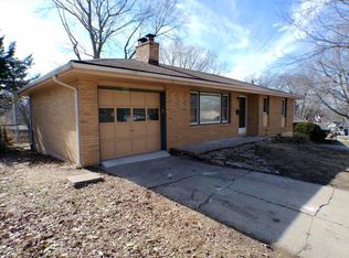 12603 E Erickson Rd, Independence, MO 64055