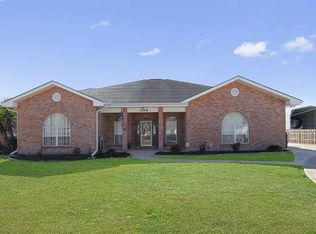 104 Dixie Dr, Des Allemands, LA 70030