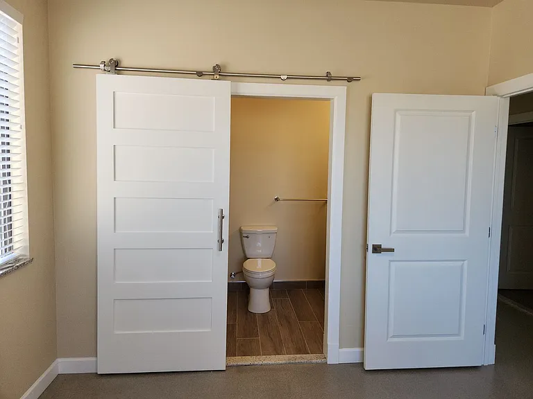 200 E Malibu Dr #E-1 — Photo 16