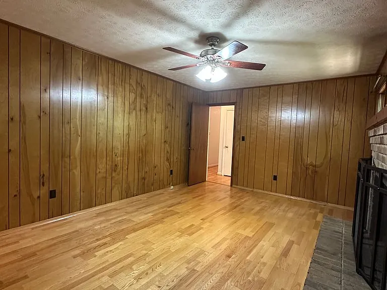 375 Segrest Cir — Photo 12