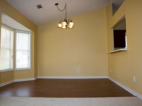 3rd image of 3801 Greenbrook Dr