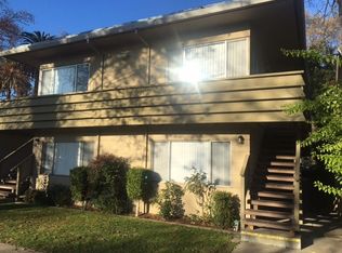 2209 W St, Sacramento, CA 95818