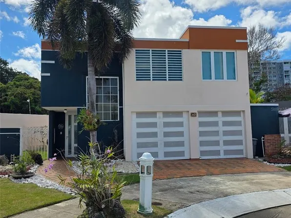 (undisclosed Address), Toa Baja, PR 00951