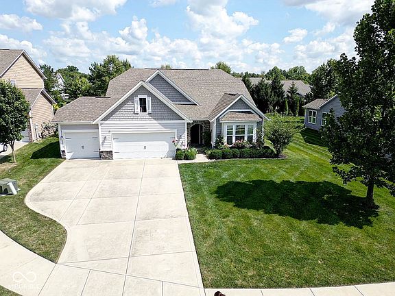 2nd image of 531 Amersham Ct