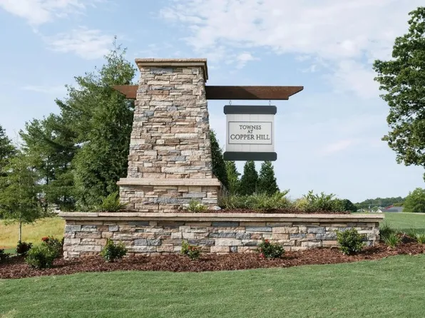 123 Brass Tack Dr, Greenville, SC 29611