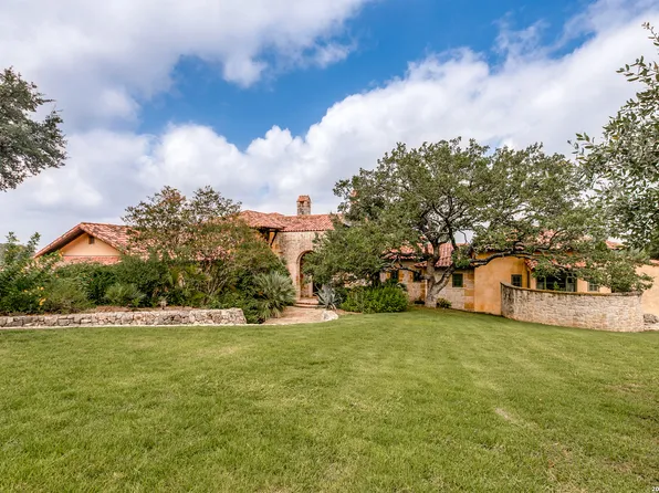 3011 Rustlers Trail, San Antonio, TX 78245