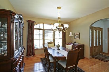 3rd image of 4509 Woodward Ave