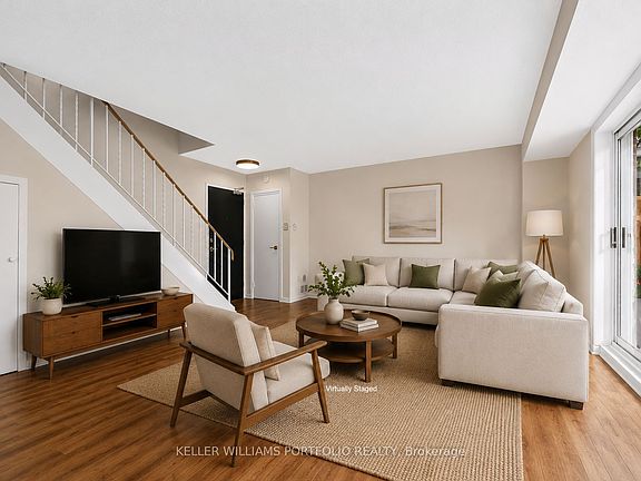 5th image of 483 Claridge Rd #11
