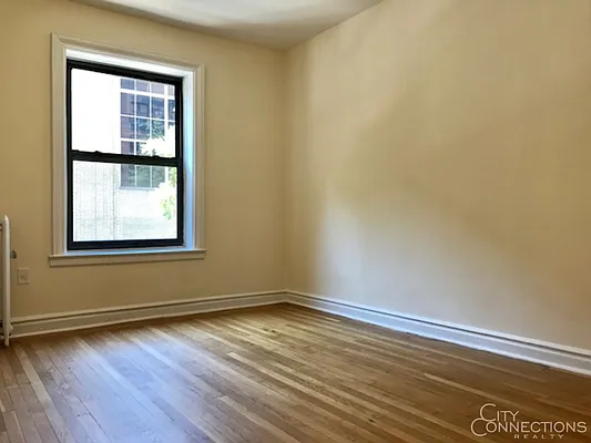 Rented by City Connections Realty | media 5