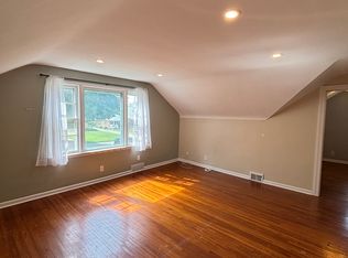 93 Iris Ave FLOOR 2, Buffalo, NY 14224