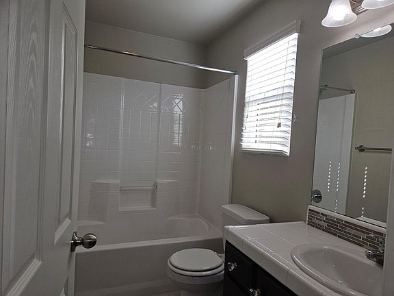 5th image of 3767 Amity Ln