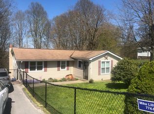 151 Watson Ave, Crab Orchard, WV 25827