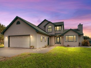 E5970 Sunset Ct, Weyauwega, WI 54983