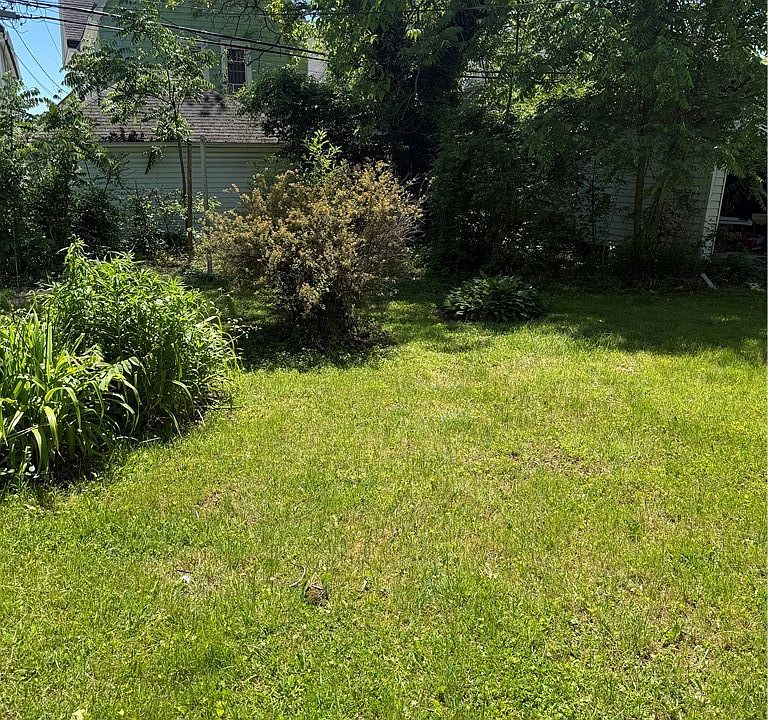 2nd image of 57 Hedley Pl