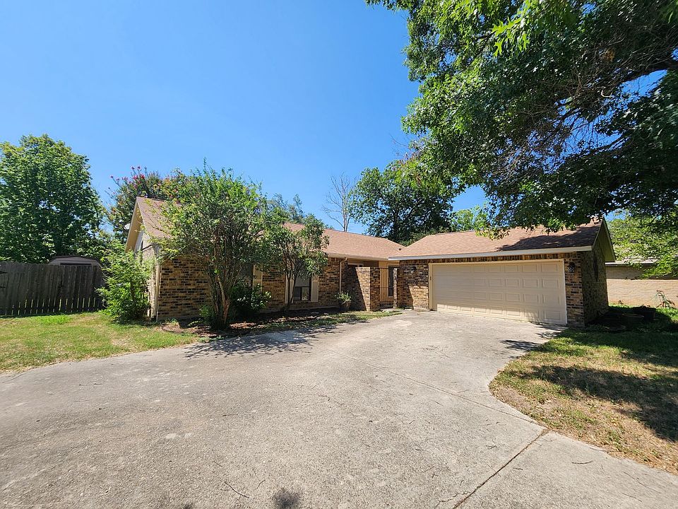 1st image of 619 Summerwood Dr