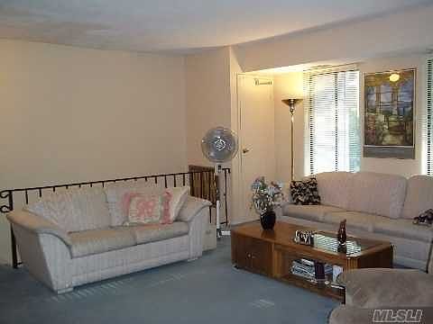 4th image of 8 Juniper Ct