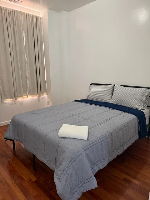 2 bed, 650 sqft, $1,300 — Photo 3