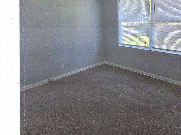 129 Wasp Dr — Photo 7