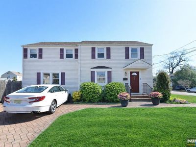 35 Midland Ave, Fair Lawn, NJ, 07410