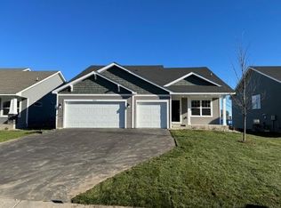 9525 52nd Ln NE, Saint Michael, MN 55376