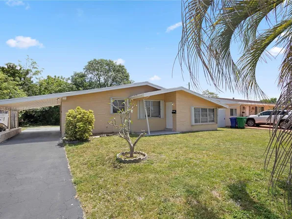 2707 Tarpon Dr, Miramar, FL 33023