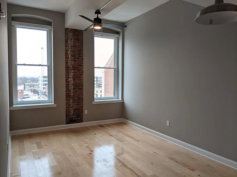 622 Main St — Photo 30