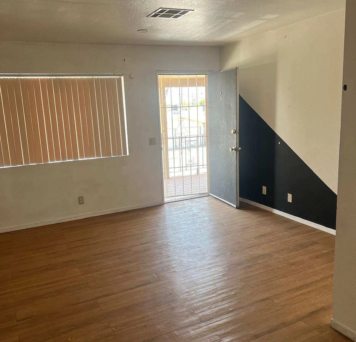 1 bed, 420 sqft, $700 — Photo 4