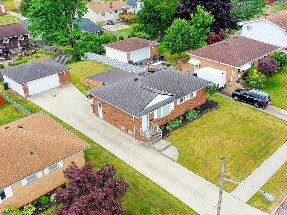 2nd image of 2701 Hetzel Dr