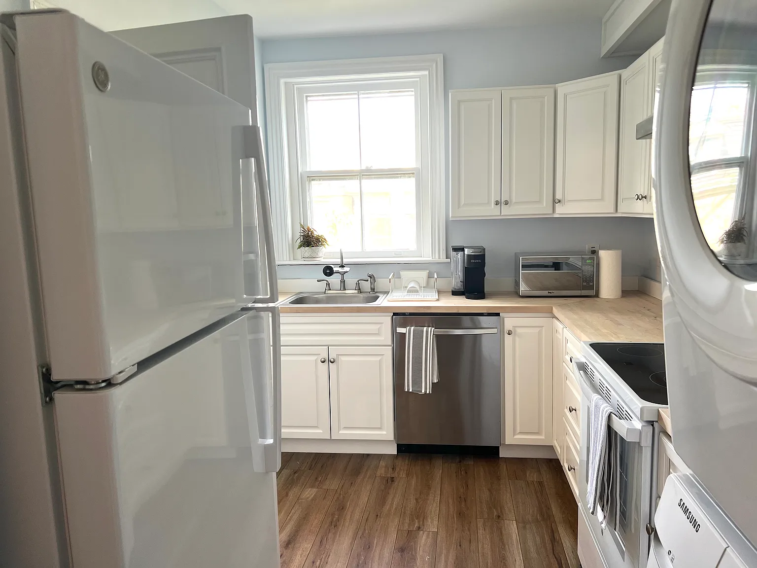 2 bed, $3,000 — Photo 4