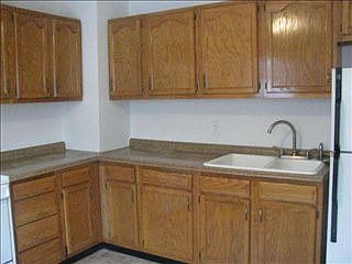 4th image of 606 S 15th St