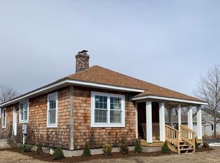 102 Arcadia Blvd, Springfield, MA 01118