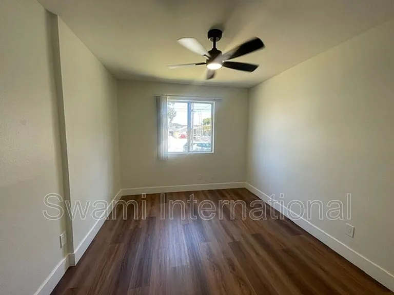 345 E Stepney St #6 — Photo 18