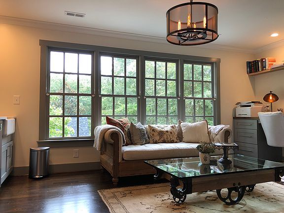 4th image of 1015 Roosevelt Dr #2