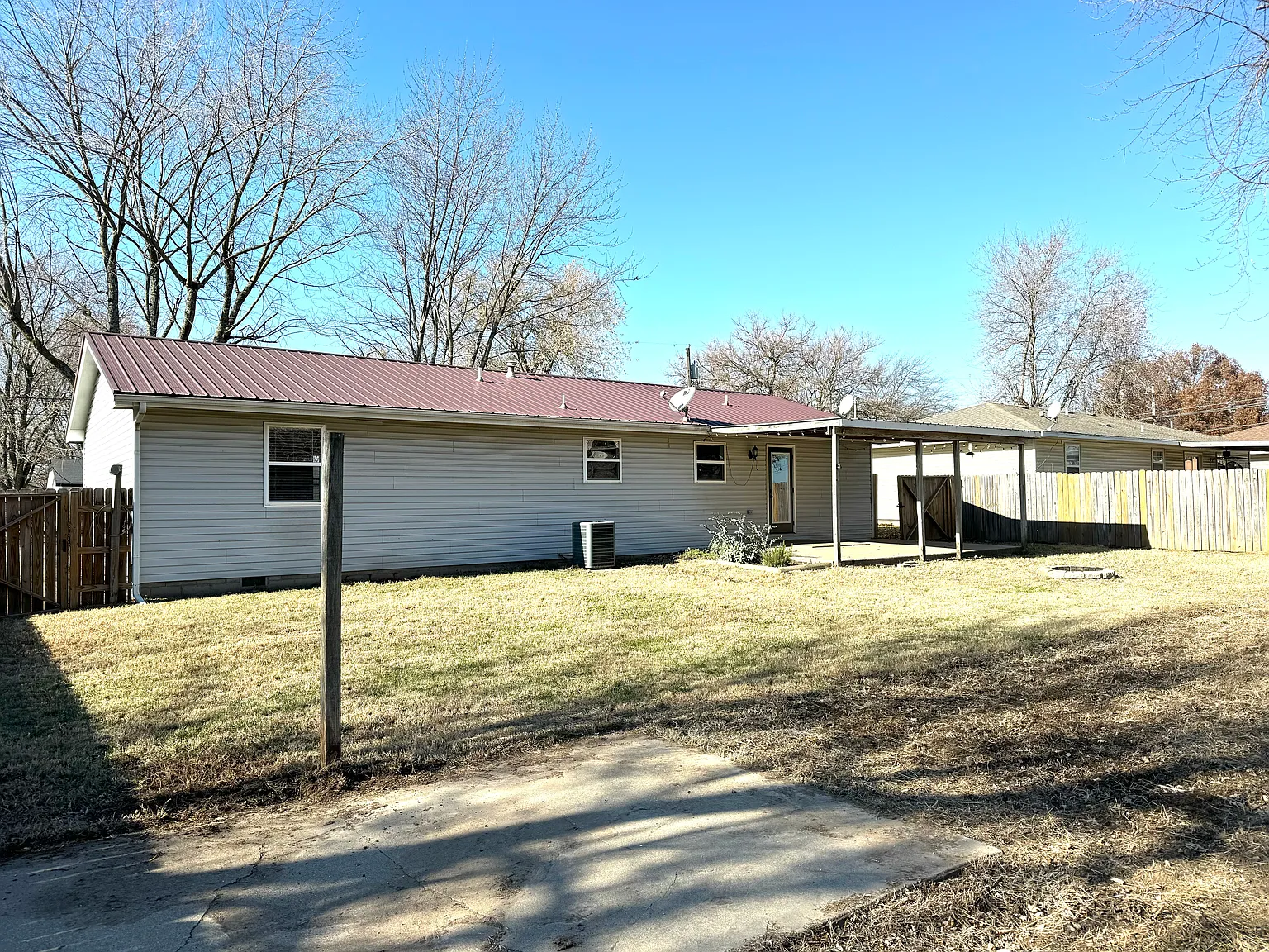 3 bed, 1124 sqft, $1,450 — Photo 4