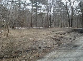8 Lynwood Ave, Gloucester, MA 01930