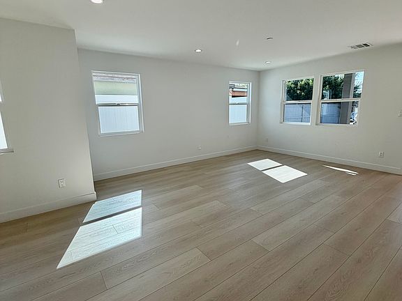 2nd image of 7854 Troost Ave
