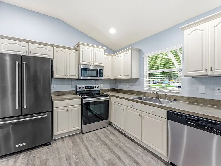 6125 Gannetwood Pl — Photo 11