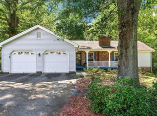 1447 Summit Chase Dr, Snellville, GA 30078