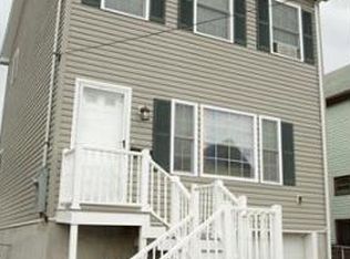 6 Fiske St, Revere, MA 02151