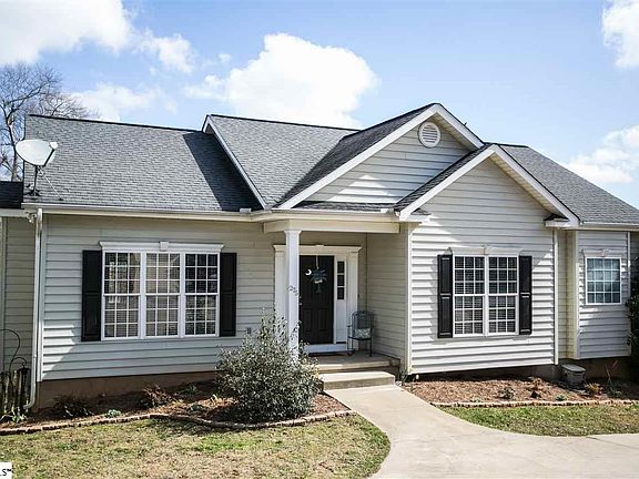 2nd image of 275 Oak Valley Dr