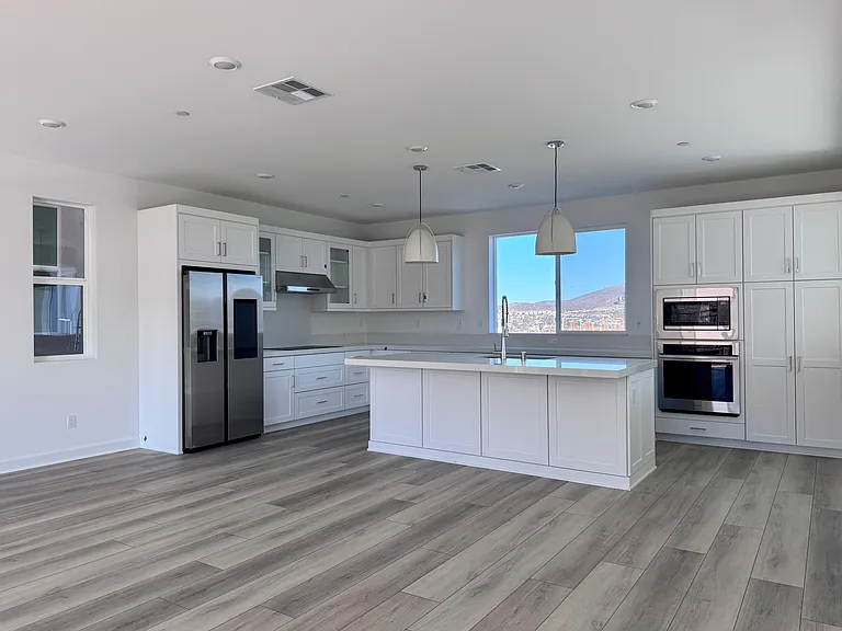 501 Gadget Rd — Photo 4